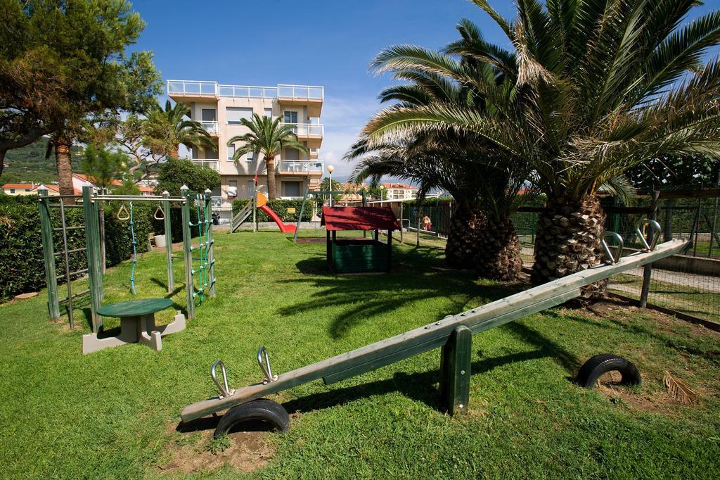 Residence Riviera Albenga Exterior foto