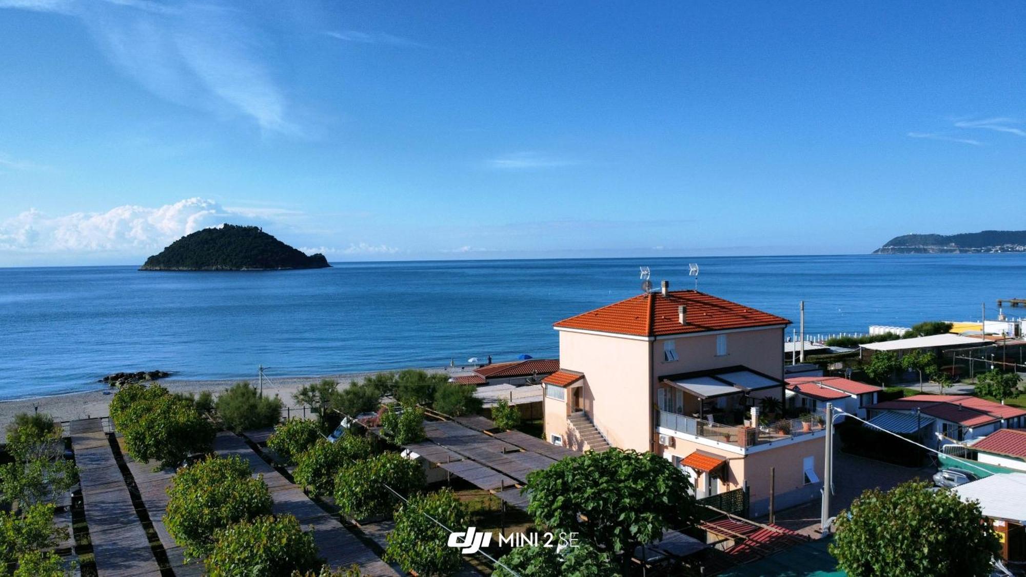 Residence Riviera Albenga Exterior foto