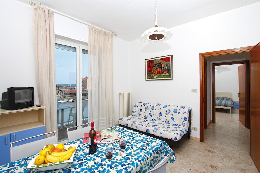 Residence Riviera Albenga Zimmer foto